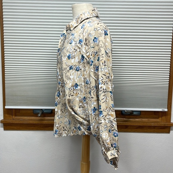 Fate Tan Blue Flower Print Oversized Boho Long Sleeve Button Down Shirt - Picture 9 of 12